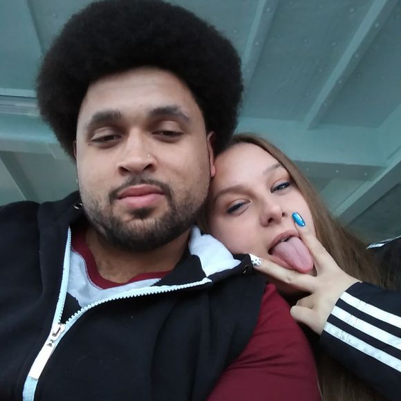 Meet your Posher, Damon - Picture 1 of 1